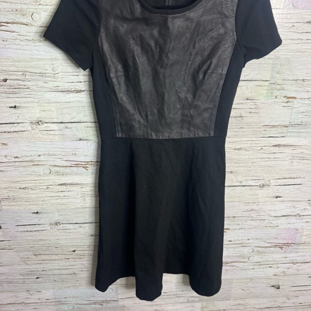DKNY black dress tee shirt faux leather size 2 - Picture 6 of 9